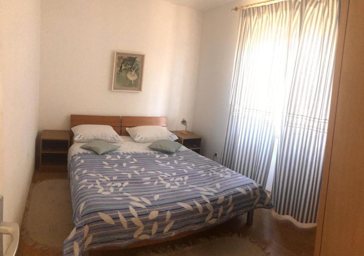 Elena Apartment Бенковац Екстериор снимка